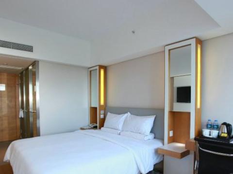 Ji Hotel Guangzhou Zhujiang New Town Екстериор снимка